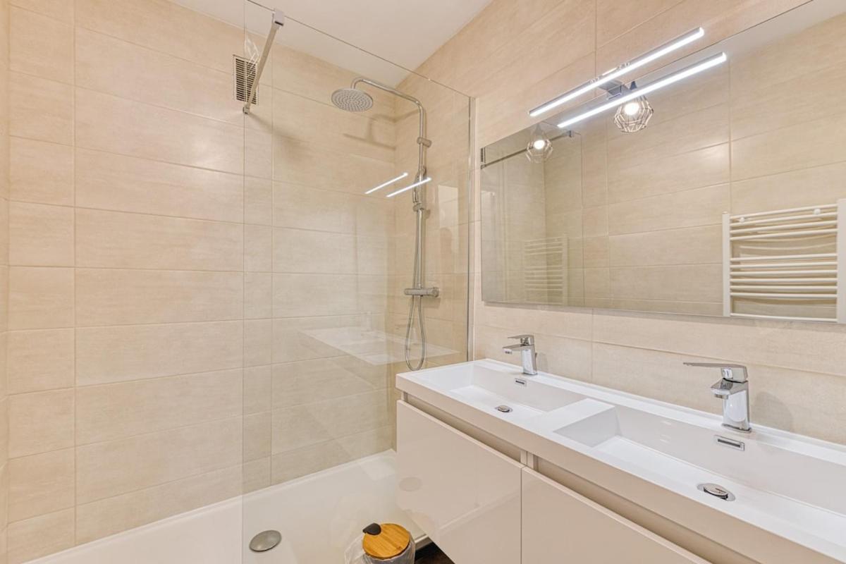 Magnificent Apartment, 4 Bedrooms, Fiber Wifi Grenoble Exterior foto